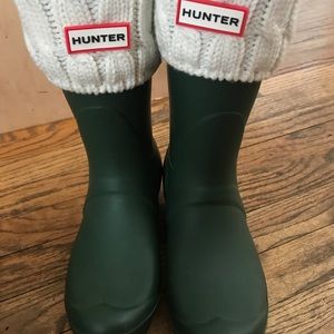 Green short hunter boots with socks